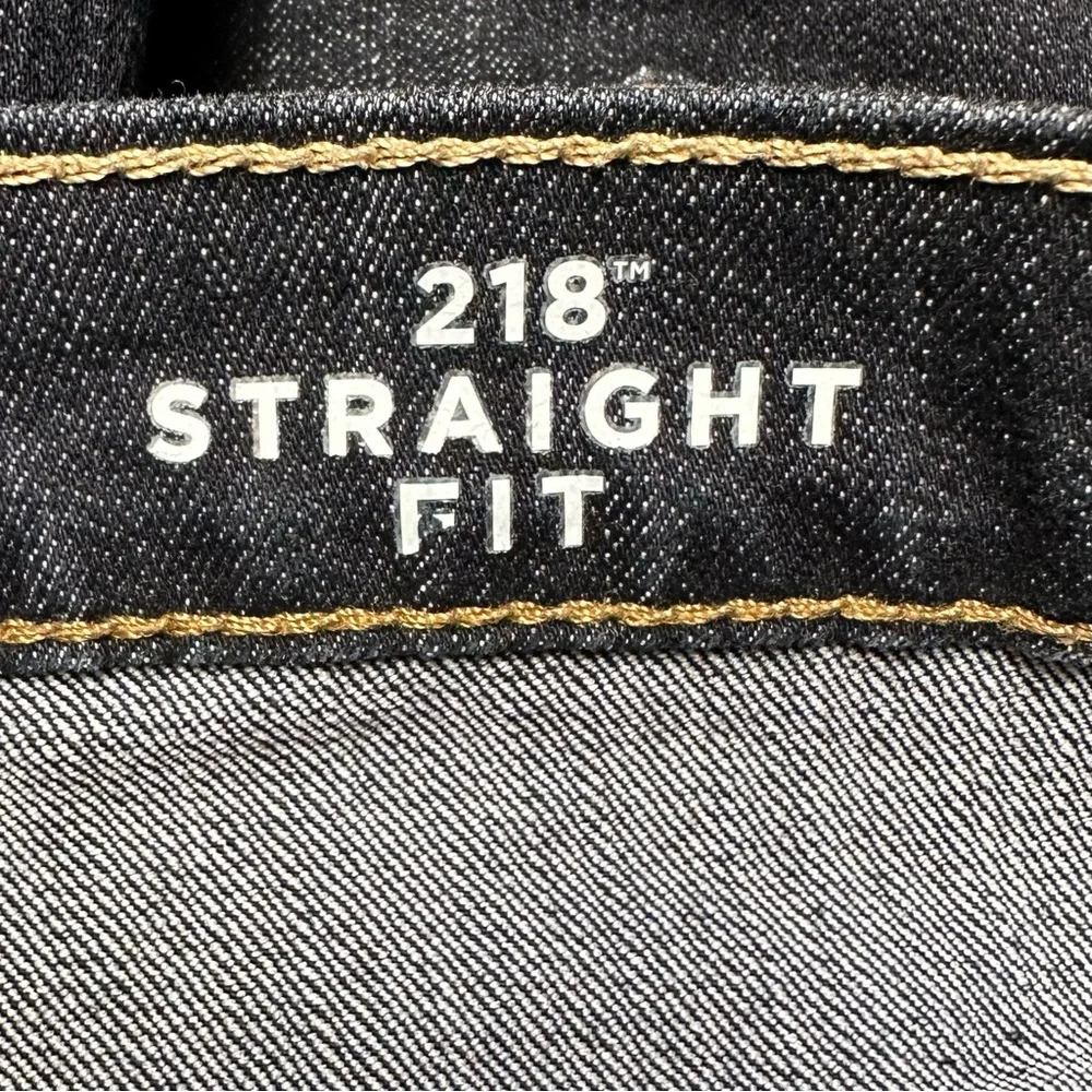 Denizen From Levi’s 218 Straight Fit Dark Wash Jeans 30 X 30